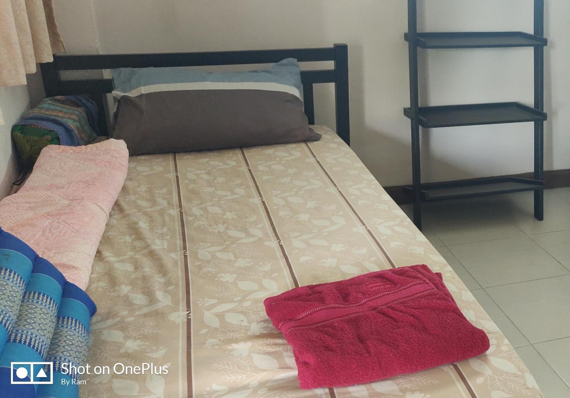 Manu V House Hotell Phra Nakhon Si Ayutthaya Exteriör bild